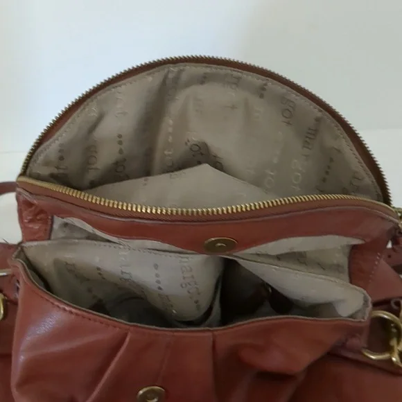 Margot Rust Leather Crossbody Bag - Picture 5 of 6